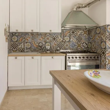 La Rosa Dei Venti Bed & Breakfast 3*