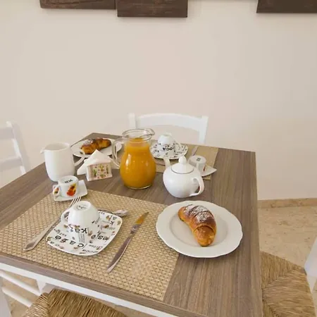 Bed & Breakfast La Rosa Dei Venti - Free Parking, Air Conditioning And Wi-fi