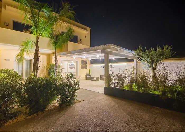 La Rosa Dei Venti - Free Parking, Air Conditioning And Wi-fi 4*