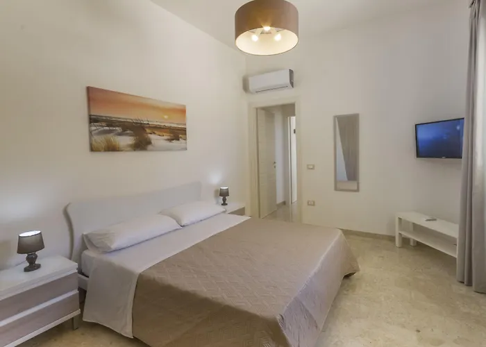 La Rosa Dei Venti - Free Parking, Air Conditioning And Wi-fi לינה וארוחת בוקר 4*